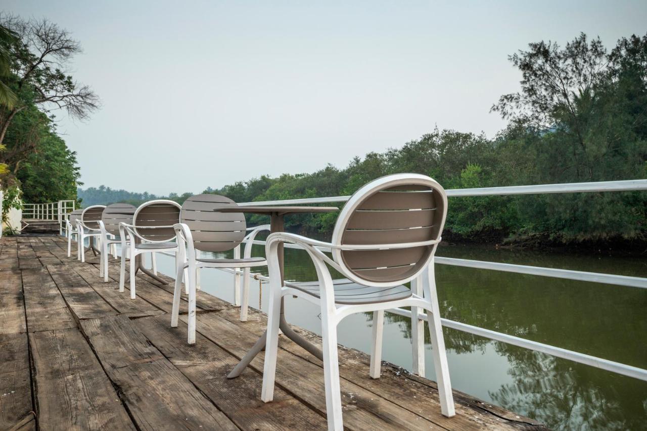 Stone Wood Riverfront Resort Siolim Zewnętrze zdjęcie